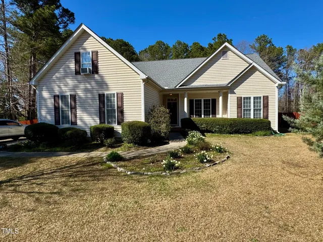 $439,900 | 20 Willows Den Court, Youngsville, NC 27596
