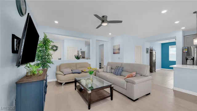 $2,650 | 5827 Casa Branca Street, Las Vegas, NV 89148