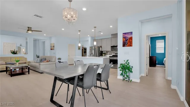 $2,650 | 5827 Casa Branca Street, Las Vegas, NV 89148