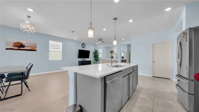 $2,650 | 5827 Casa Branca Street, Las Vegas, NV 89148