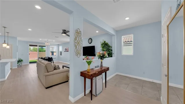 $2,650 | 5827 Casa Branca Street, Las Vegas, NV 89148