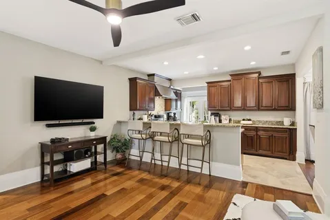 $1,250,000 | 888 16th Avenue North, St. Petersburg, FL 33704