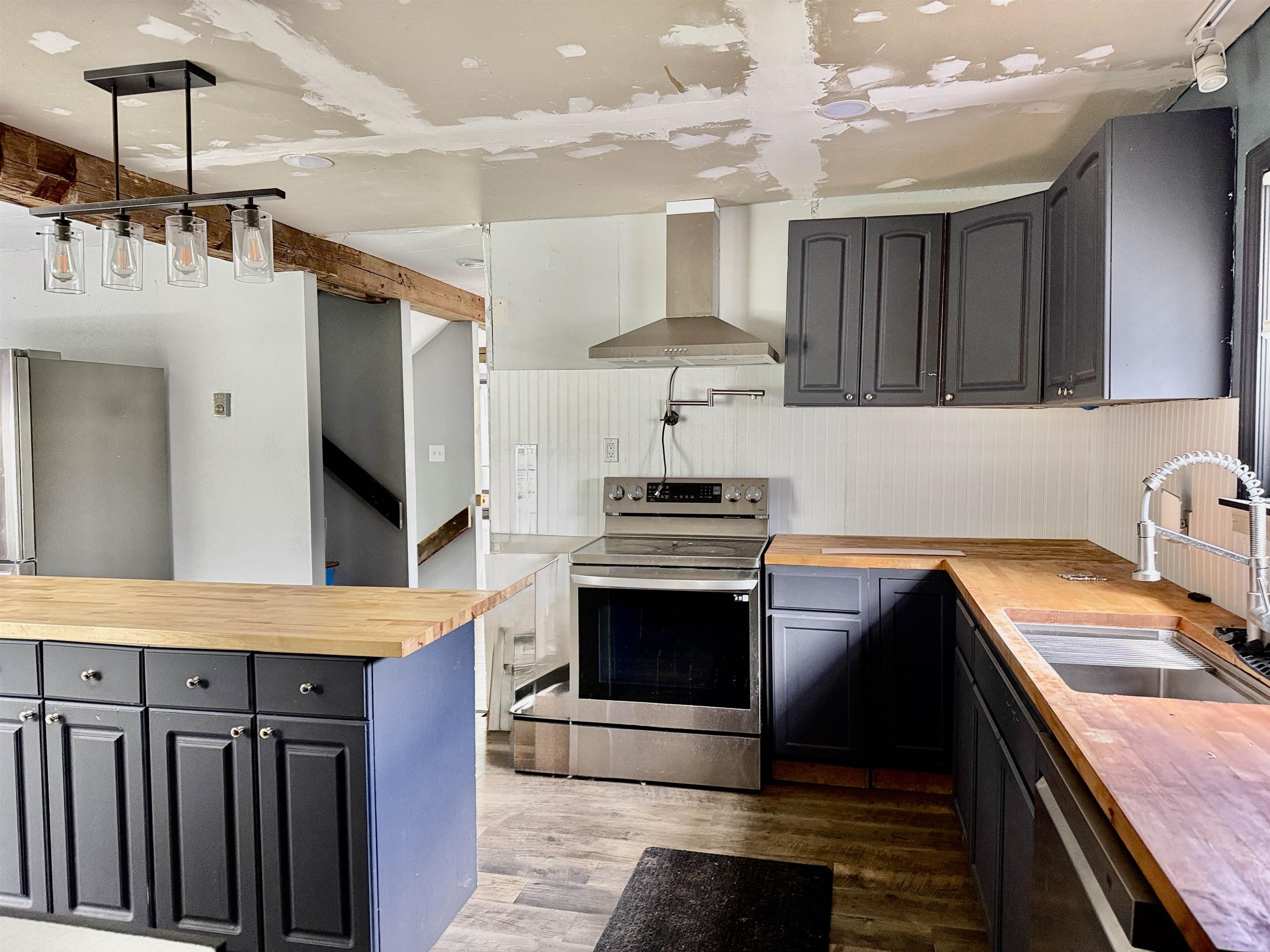 128 Roberts Hill Road Claremont, NH 03743 - Photo 7 of 18