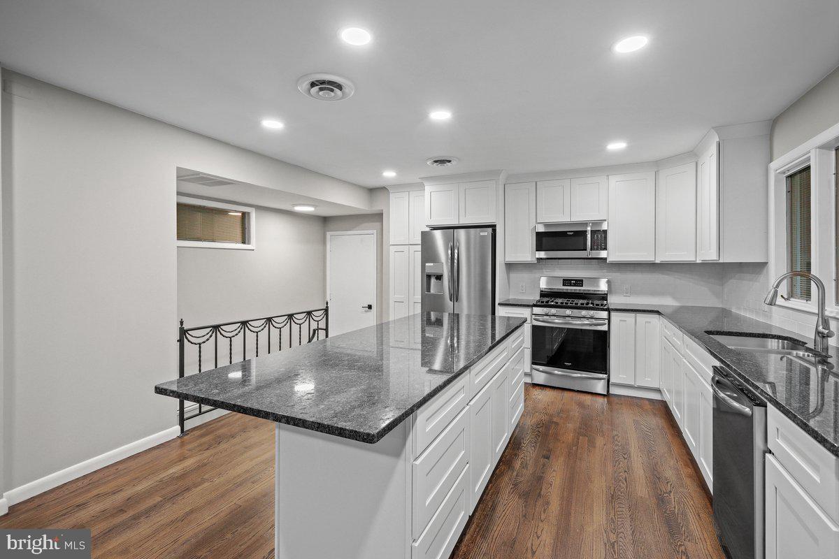 17 Perry Drive Ewing, NJ 08628 - Photo 22 of 45