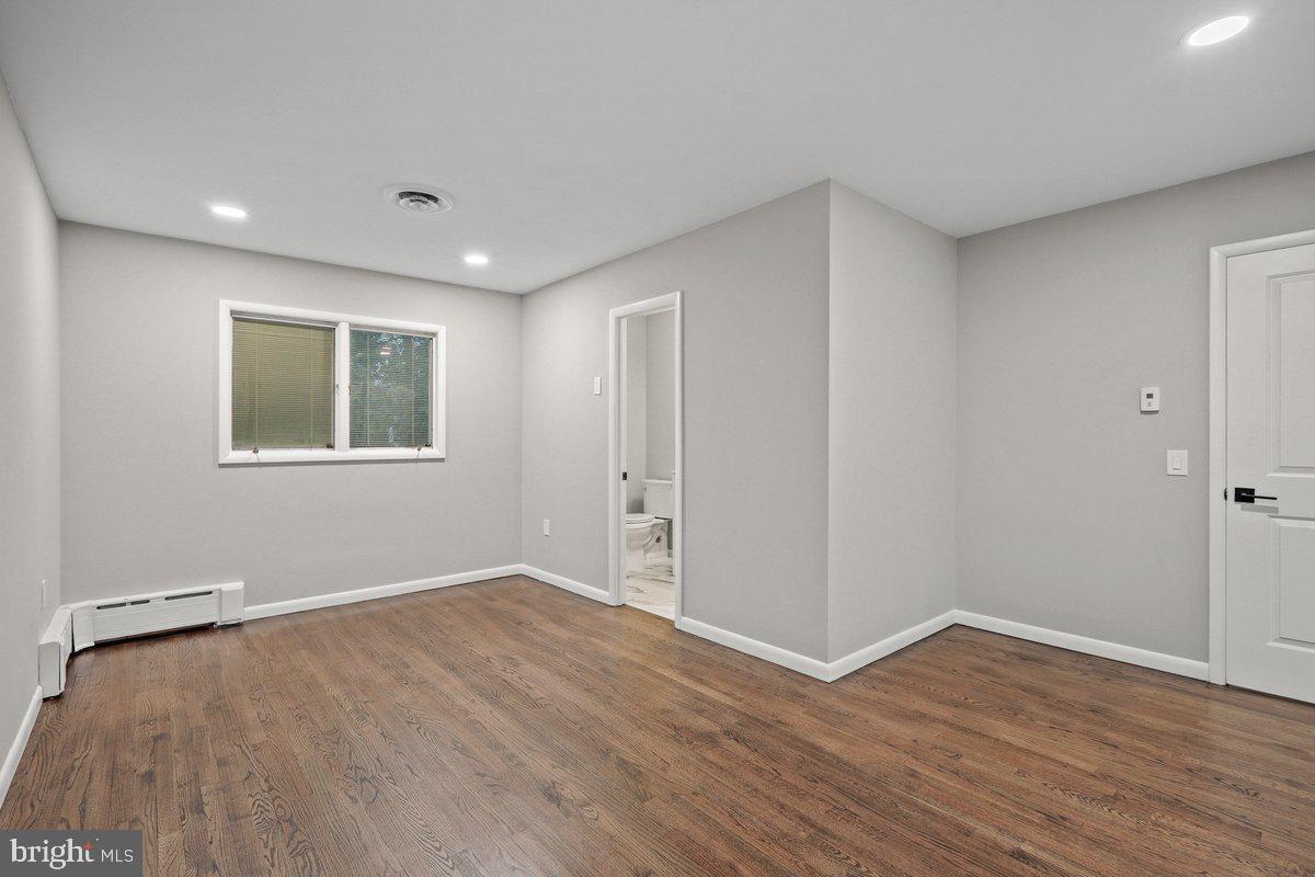 17 Perry Drive Ewing, NJ 08628 - Photo 25 of 45