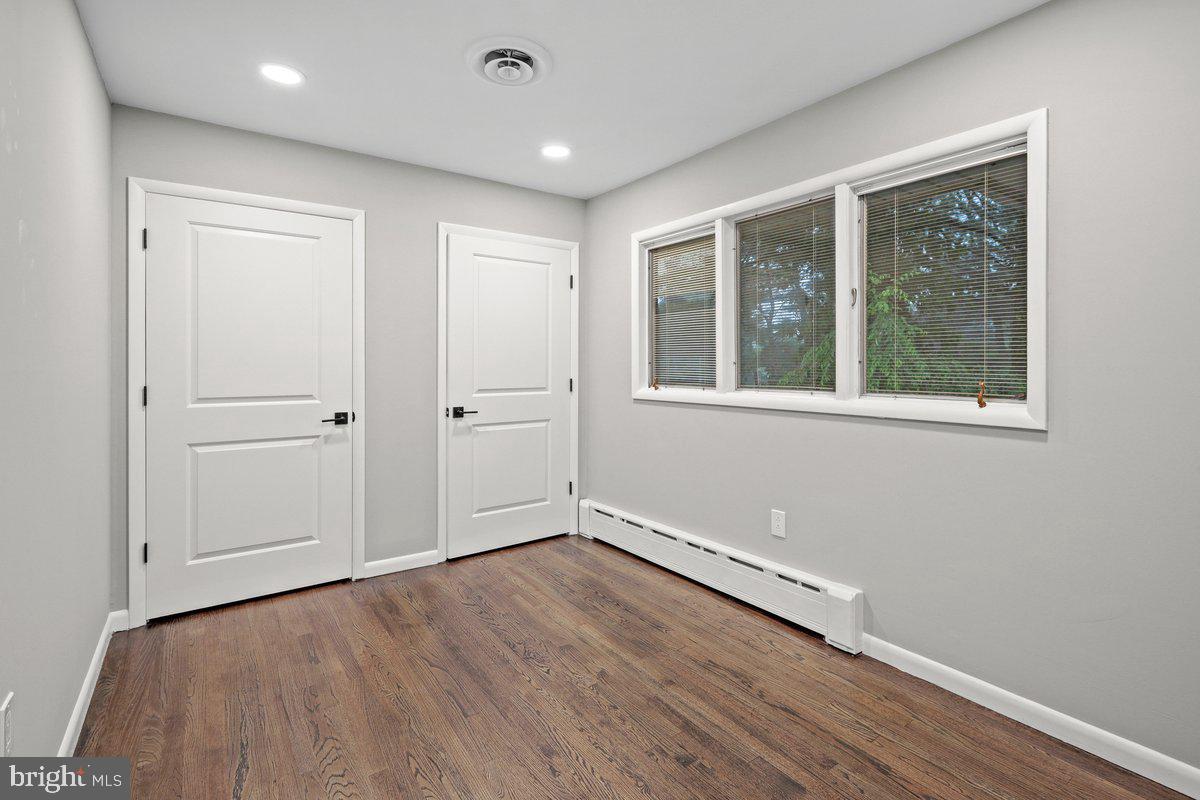 17 Perry Drive Ewing, NJ 08628 - Photo 29 of 45