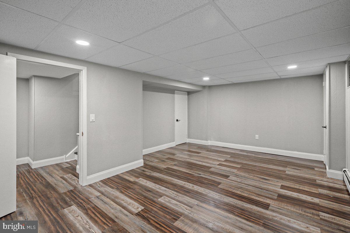 17 Perry Drive Ewing, NJ 08628 - Photo 34 of 45