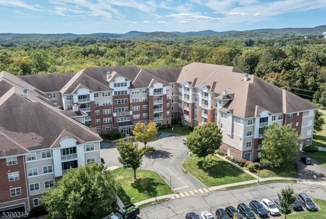 $449,000 | 9116 Warren's Way, Unit 116, Wanaque, NJ 07465