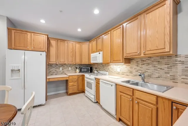 $449,000 | 9116 Warren's Way, Unit 116, Wanaque, NJ 07465