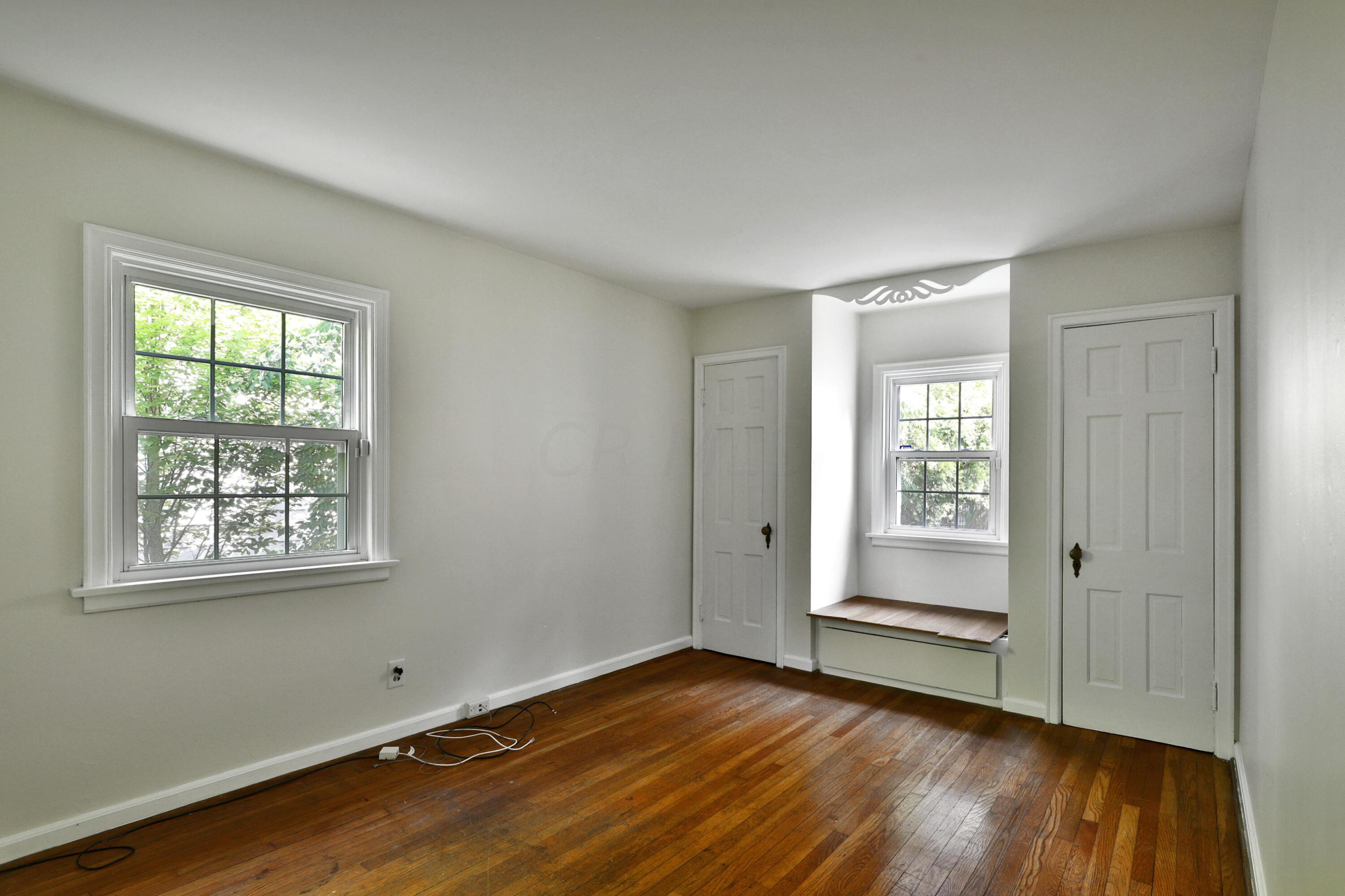 332 Mimring Road Columbus, OH 43202 - Photo 28 of 42 Bedroom 3