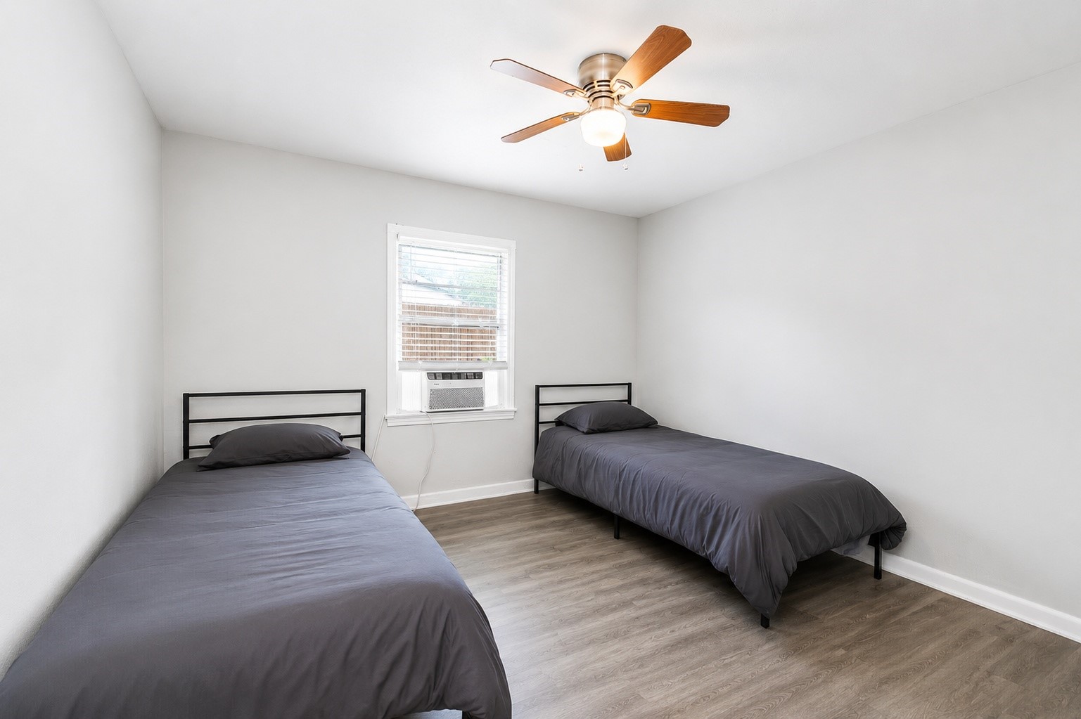 218 Hoffman Street Houston, TX 77020 - Photo 13 of 14