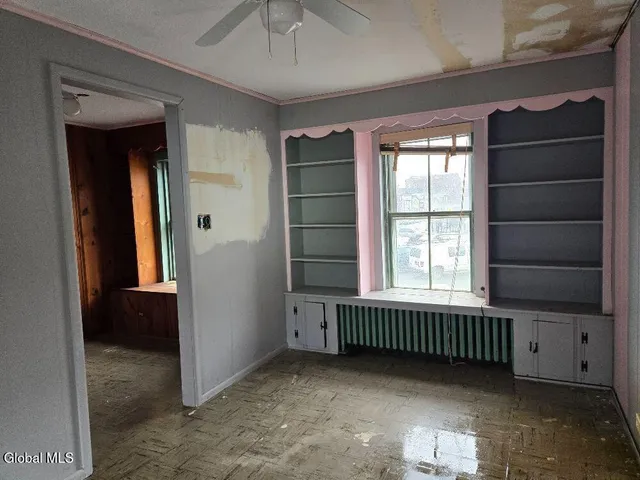 $164,900 | 69 South Main Street, Castleton-on-Hudson, NY 12033