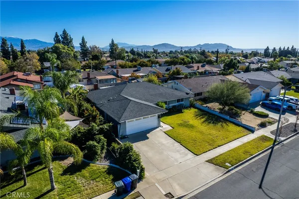 $735,000 | 839 South Aspen Avenue, Bloomington, CA 92316