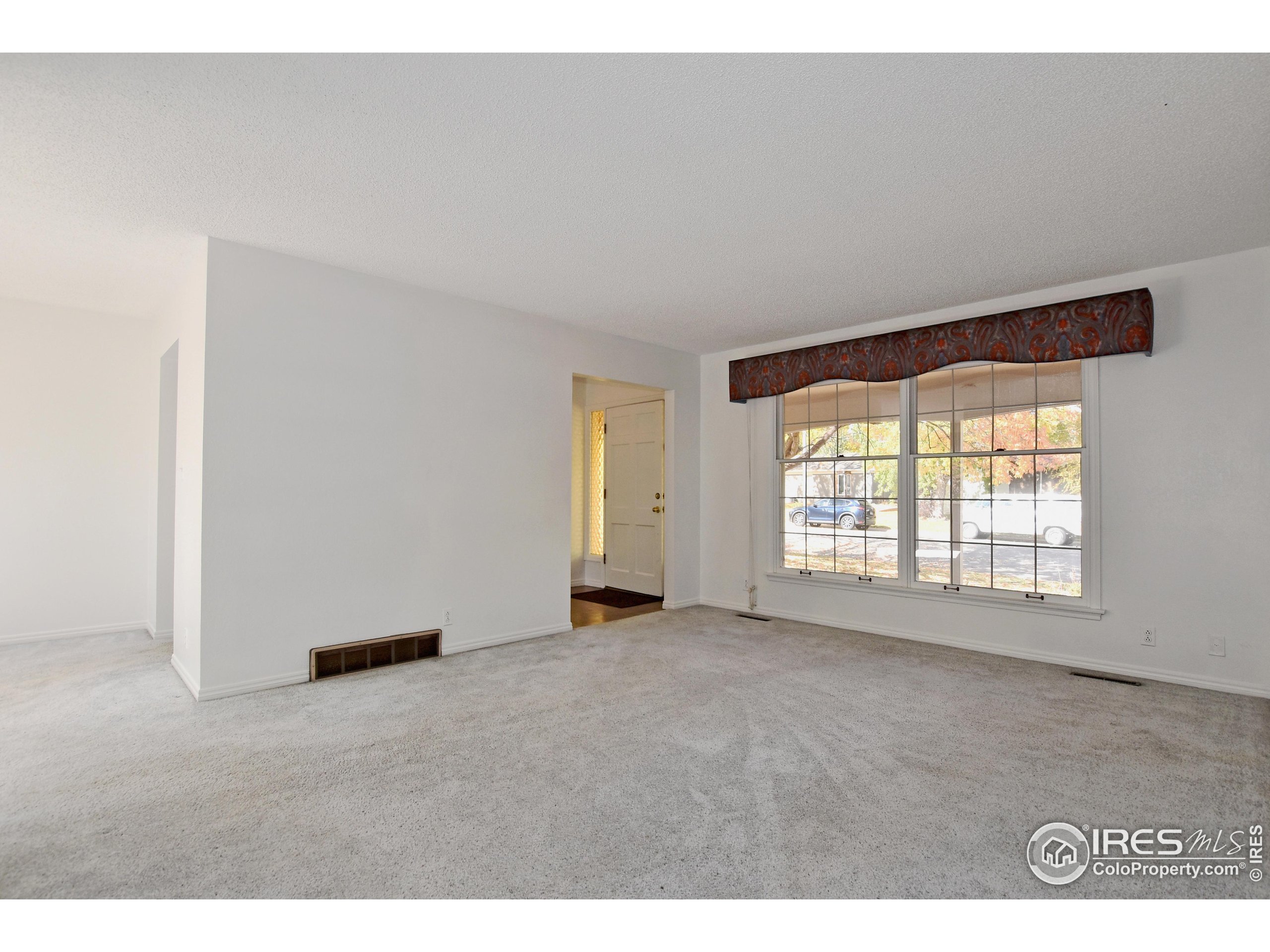 1757 Concord Drive Fort Collins, CO 80526 - Photo 5 of 46