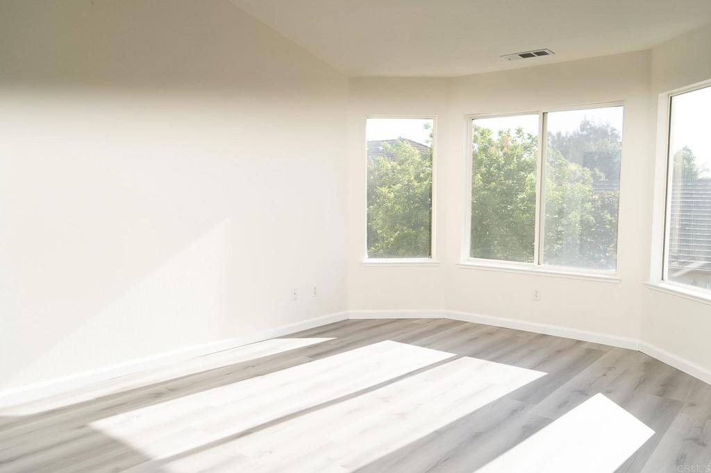 3005 Litt Road Modesto, CA 95355 - Photo 41 of 53 a view of an empty room with a window