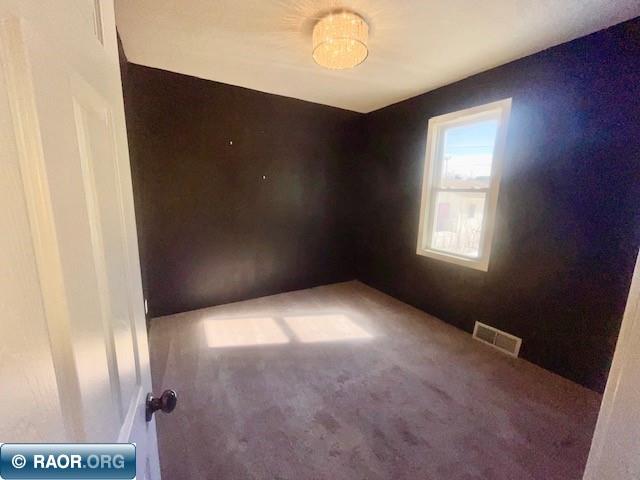 615 3rd Street Northeast Chisholm, MN 55719 - Photo 10 of 16