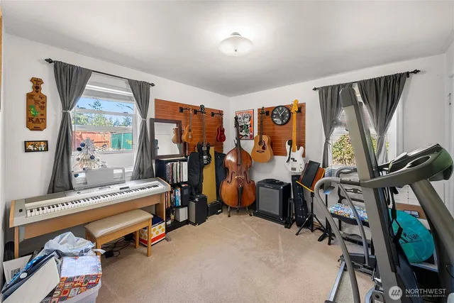 $950,000 | 17563 12th Avenue Northeast, Shoreline, WA 98155