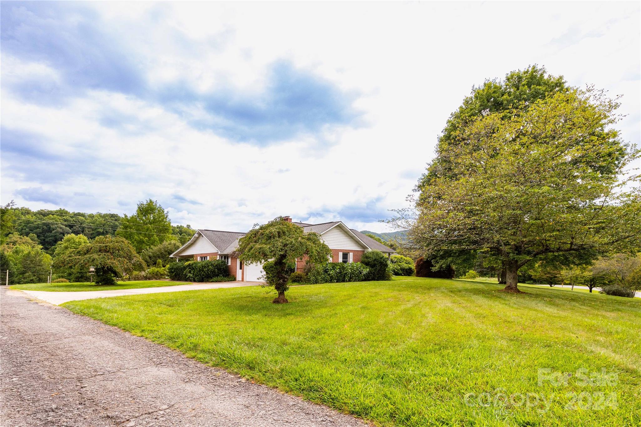 30 Lon Israel Road Candler, NC 28715 - Photo 11 of 48 Gallery Image 11