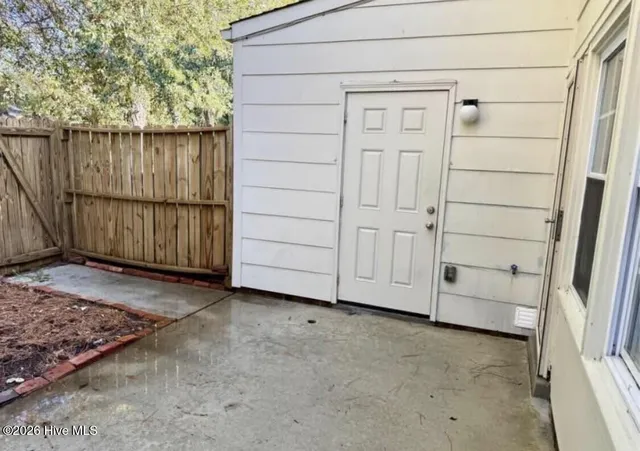 $2,000 | 4905 Pompano Court, Wilmington, NC 28403