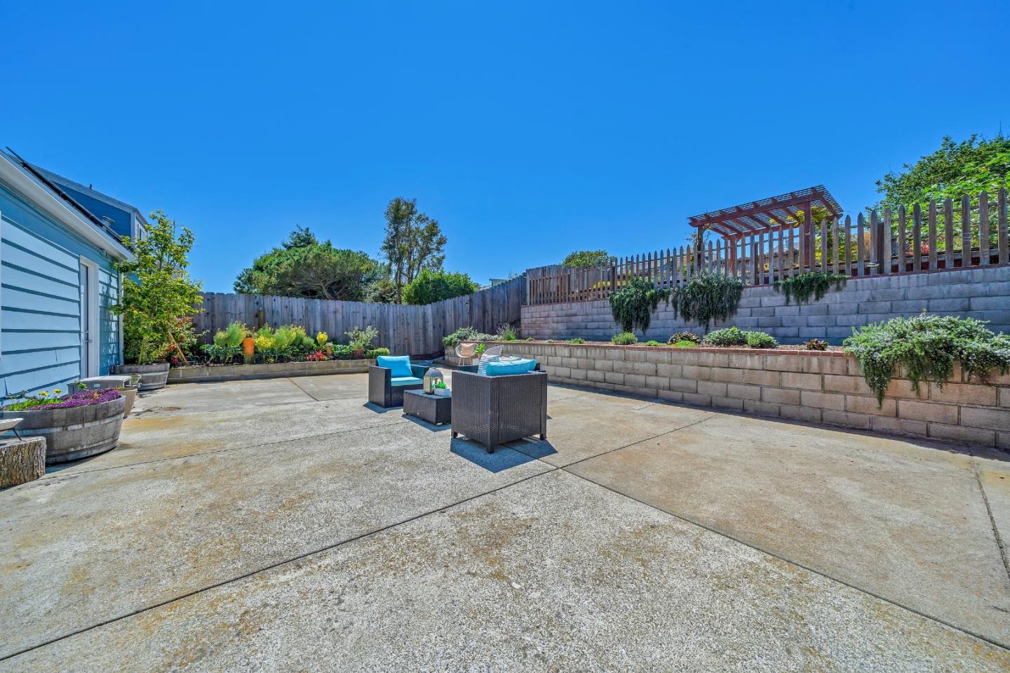 428 Glasgow Drive Pacifica, CA 94044 - Photo 9 of 13 a view of street with cars