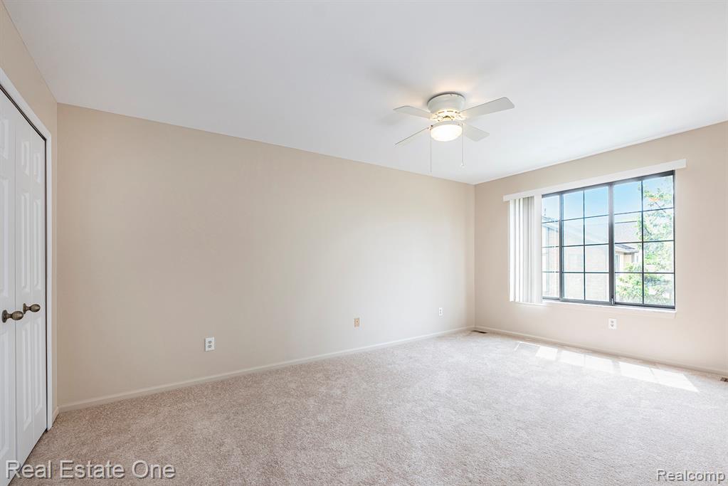 114 Meadow Ln Circle, Unit 30 Rochester Hills, MI 48307 - Photo 13 of 19