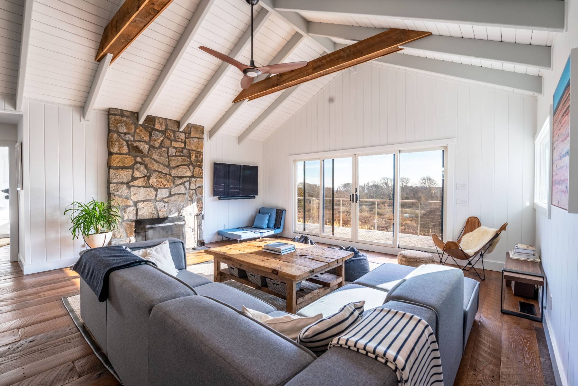 21 South Durham Road Montauk, NY 11954 - Photo 8 of 25 Gallery Image 8
