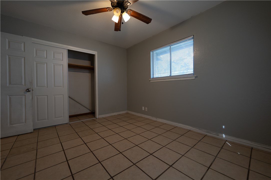 1719 Austin Street Portland, TX 78374 - Photo 11 of 18