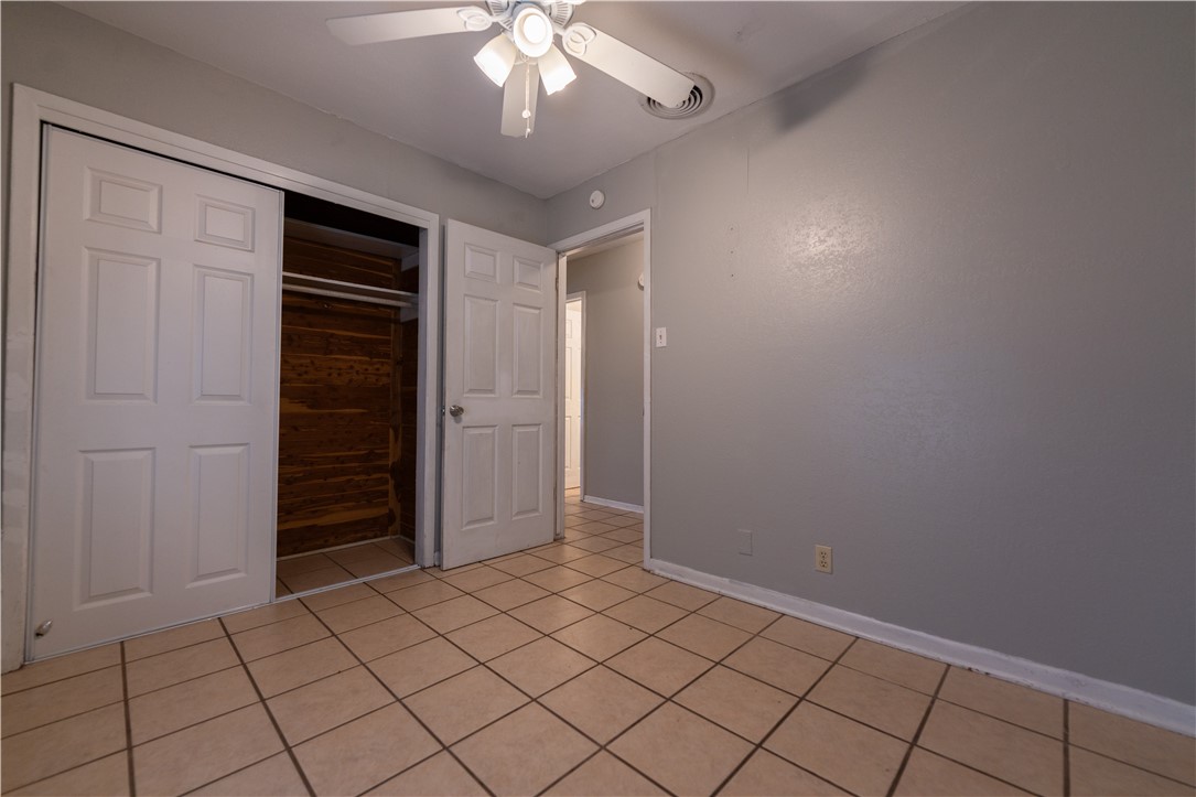 1719 Austin Street Portland, TX 78374 - Photo 9 of 18