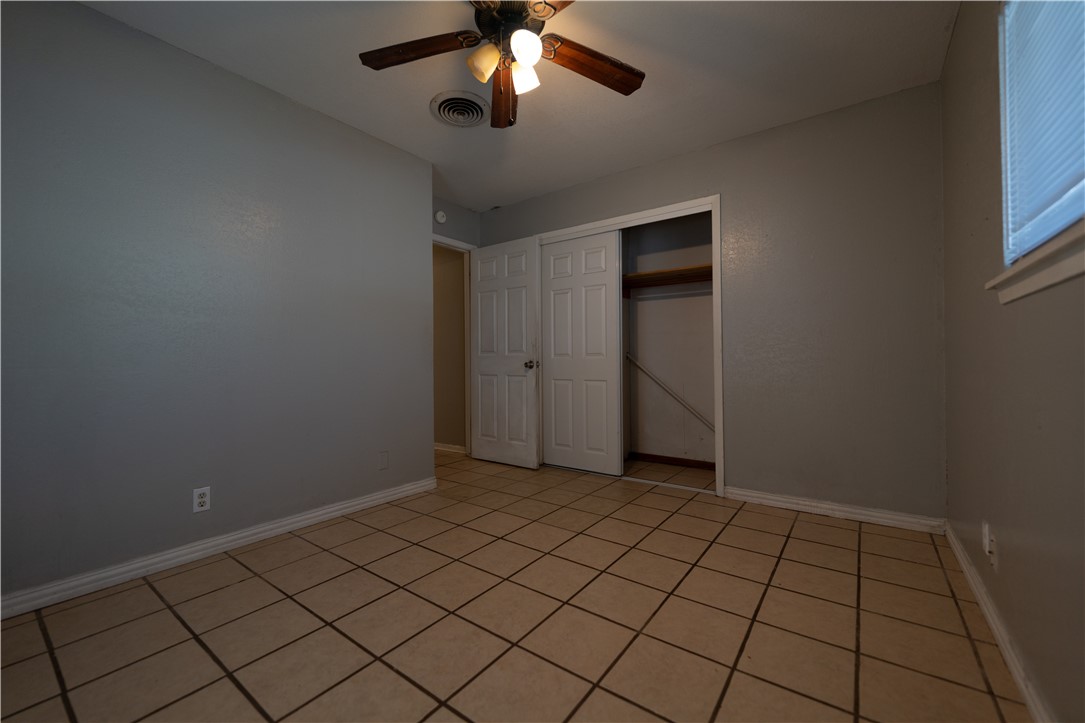 1719 Austin Street Portland, TX 78374 - Photo 10 of 18