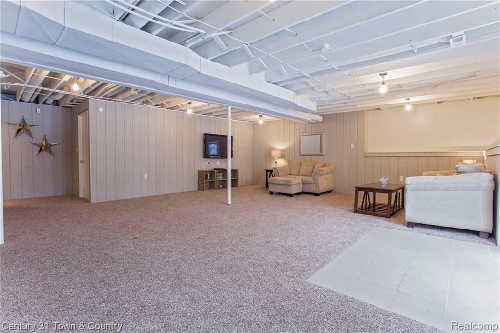 15306 Murray Road Byron, MI 48418 - Photo 21 of 32