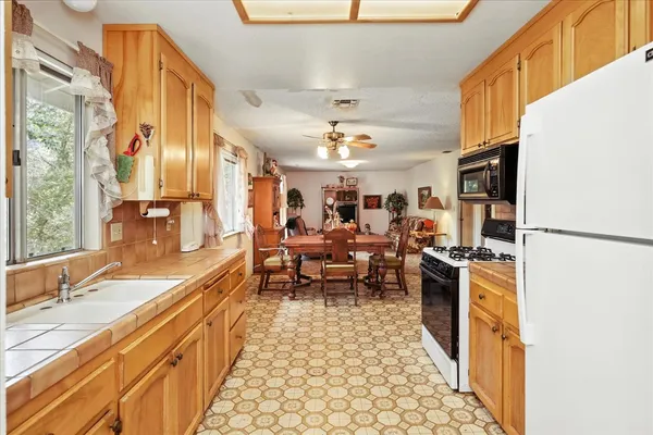 $350,000 | 59556 Cascadel Drive, North Fork, CA 93643