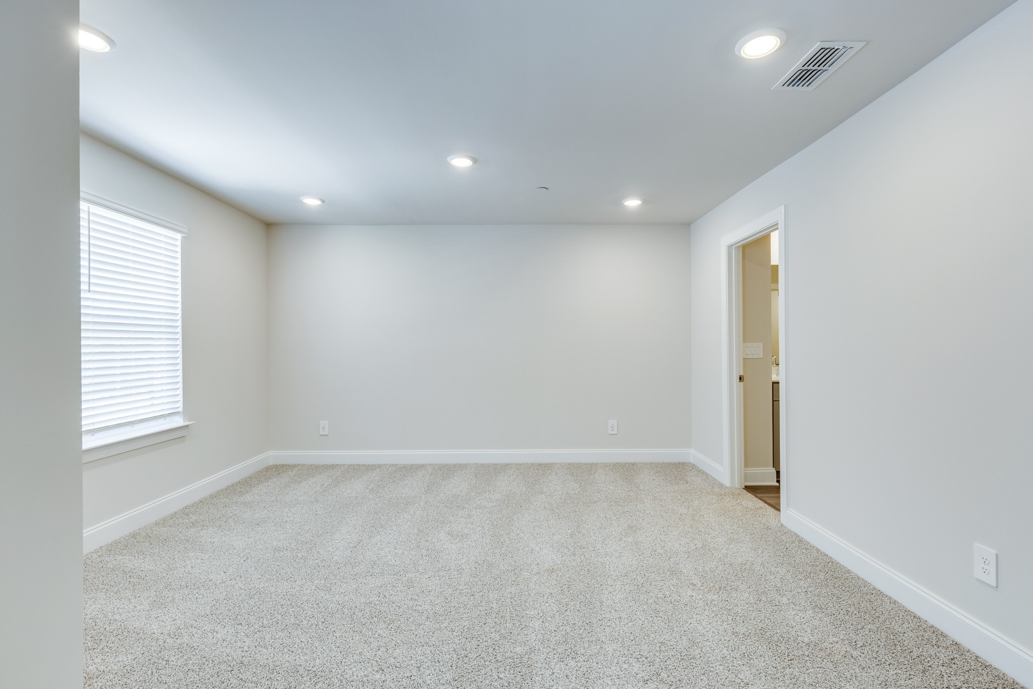 204 Douglas Bend Road, Unit 1402 Gallatin, TN 37066 - Photo 17 of 39 Gallery Image 17