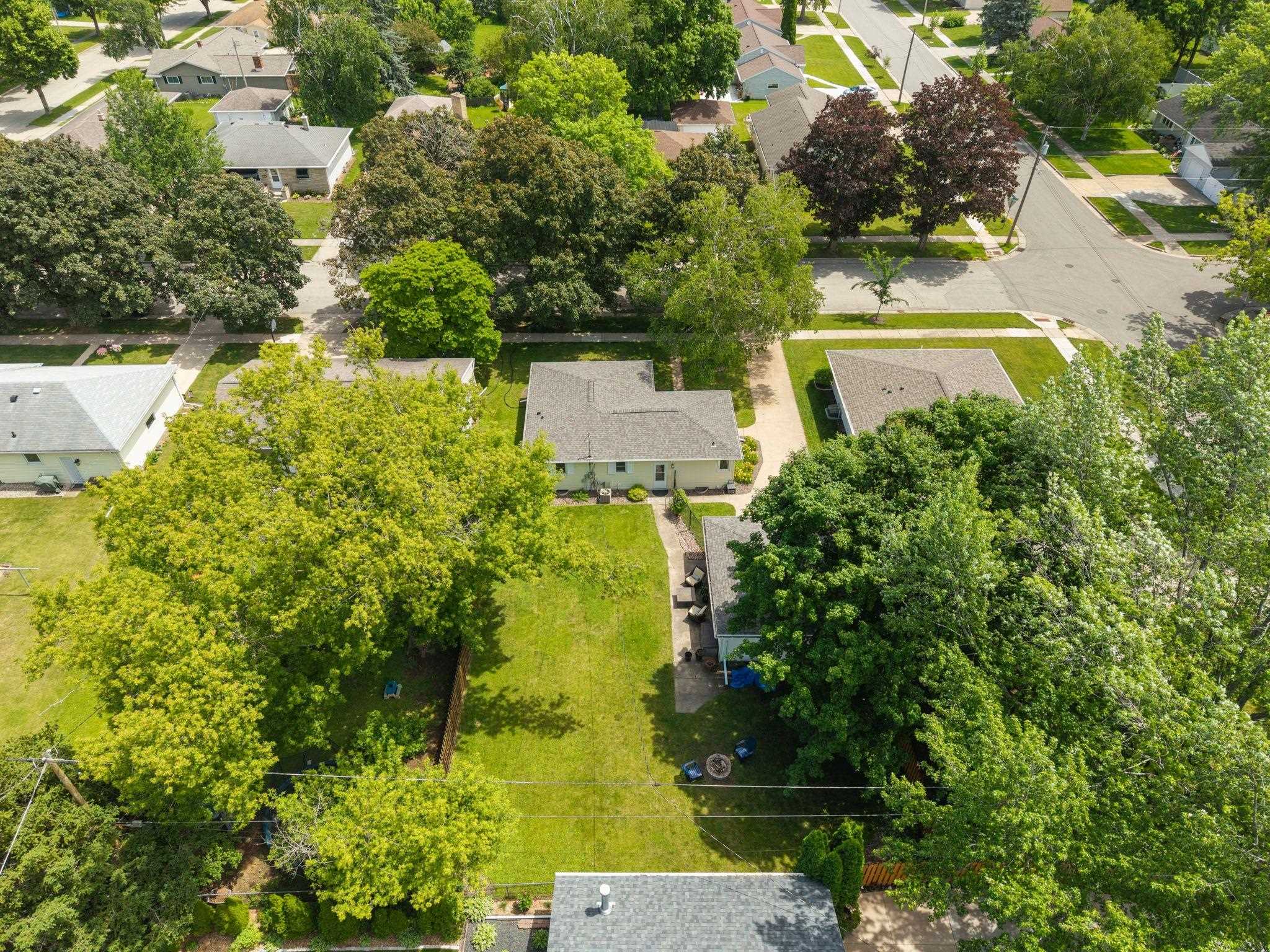 2213 North Bennett Street Appleton, WI 54914 - Photo 37 of 40