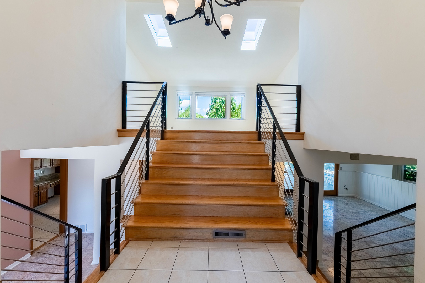 2130 Birch Street Park Ridge, IL 60068 - Photo 2 of 47 a view of entryway