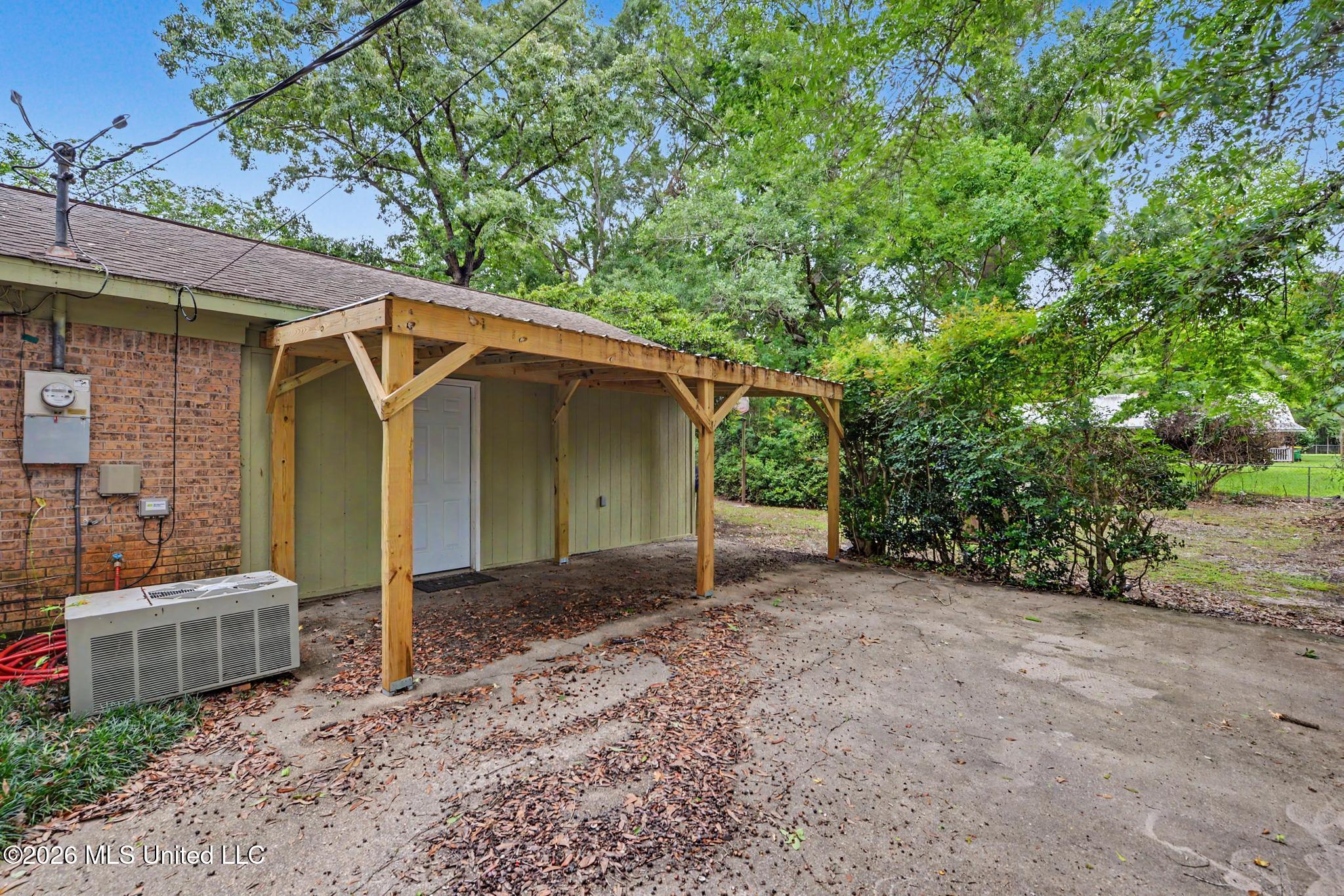 16408 Culbert Road Moss Point, MS 39562 - Photo 21 of 23 021