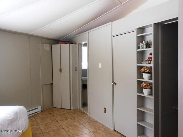 108 Ridge Road Hawley, PA 18428 - Photo 8 of 30