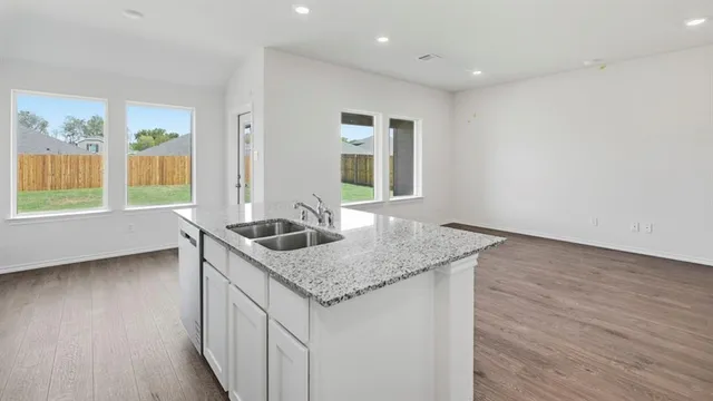 $270,990 | 3313 Spaulding Drive, Paris, TX 75460