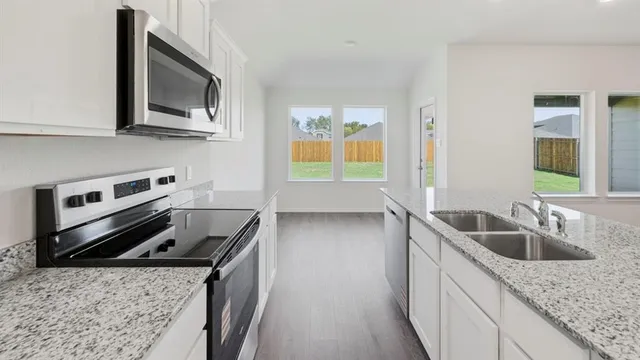 $270,990 | 3313 Spaulding Drive, Paris, TX 75460