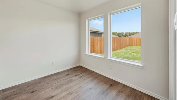 $260,990 | 3313 Spaulding Drive, Paris, TX 75460