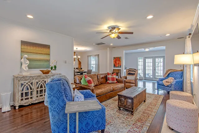 $648,900 | 520 West 30th Street, Houston, TX 77018