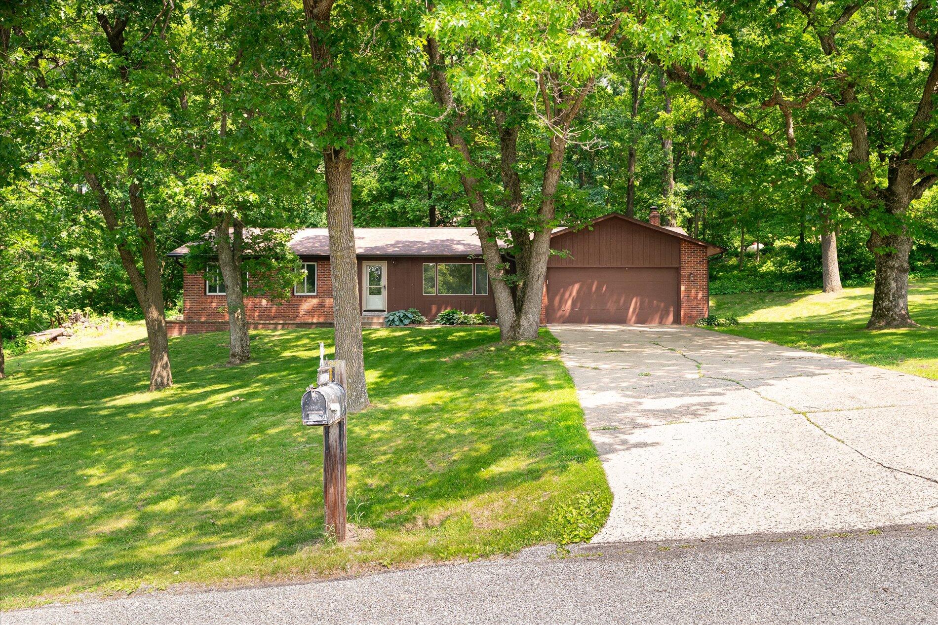 6011 Fox Chase Road Hokah, MN 55941 - Photo 1 of 1 02-6011 Fox Chase Rd Hokah-01988