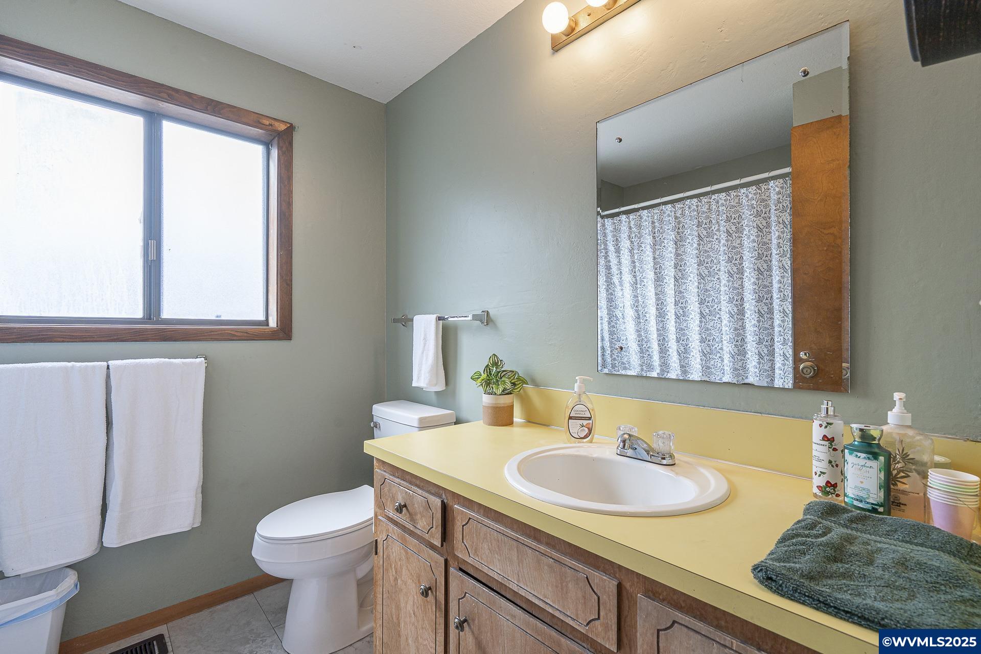 699 Southwest Sheila Street Dallas, OR 97338 - Photo 23 of 27 Gallery Image 23