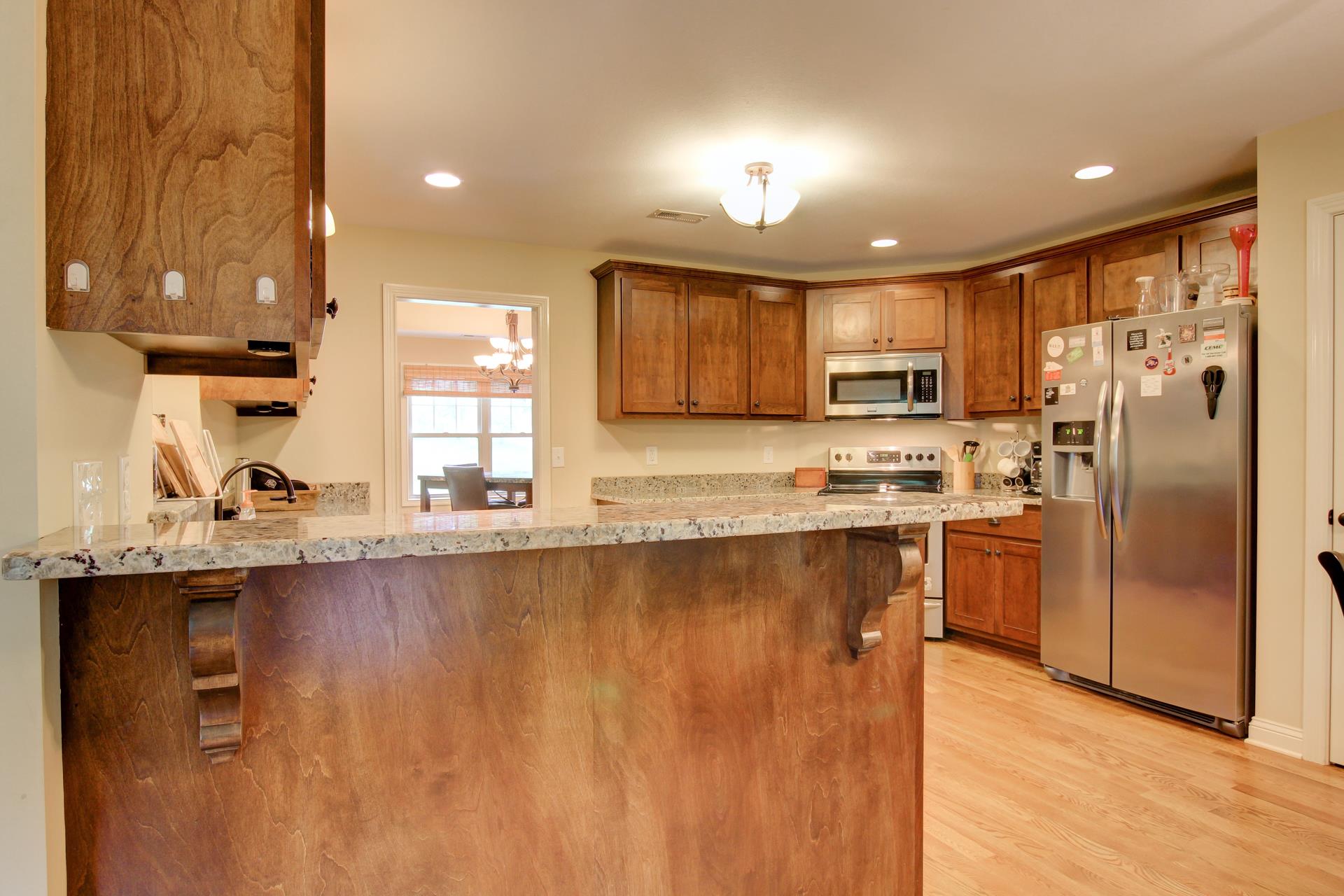 375 Salem Ridge Road Clarksville, TN 37040 - Photo 8 of 26 Kitchen