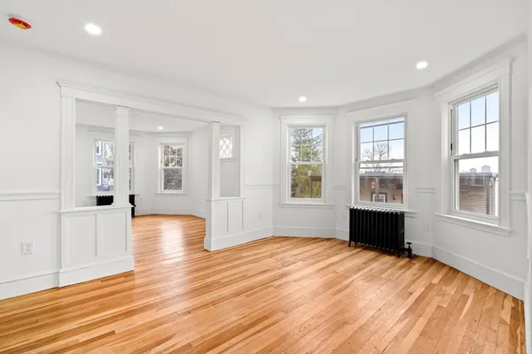 $719,000 | 4-6 View S Avenue, Unit 3, Boston, MA 02130