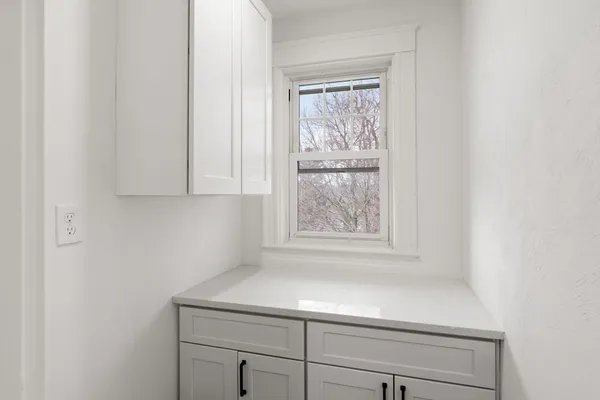 $719,000 | 4-6 View S Avenue, Unit 3, Boston, MA 02130
