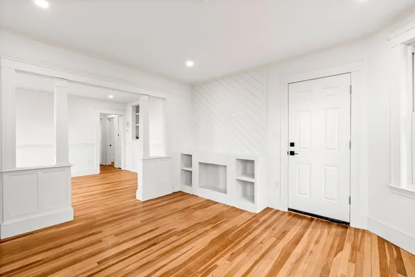 $719,000 | 4-6 View S Avenue, Unit 3, Boston, MA 02130