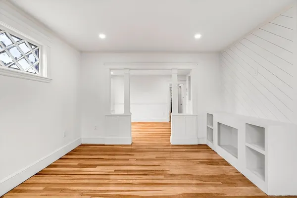 $719,000 | 4-6 View S Avenue, Unit 3, Boston, MA 02130