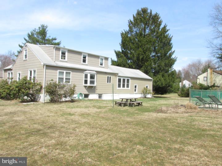 938 Valley Road Blue Bell, PA 19422 - Photo 5 of 17 Gallery Image 5