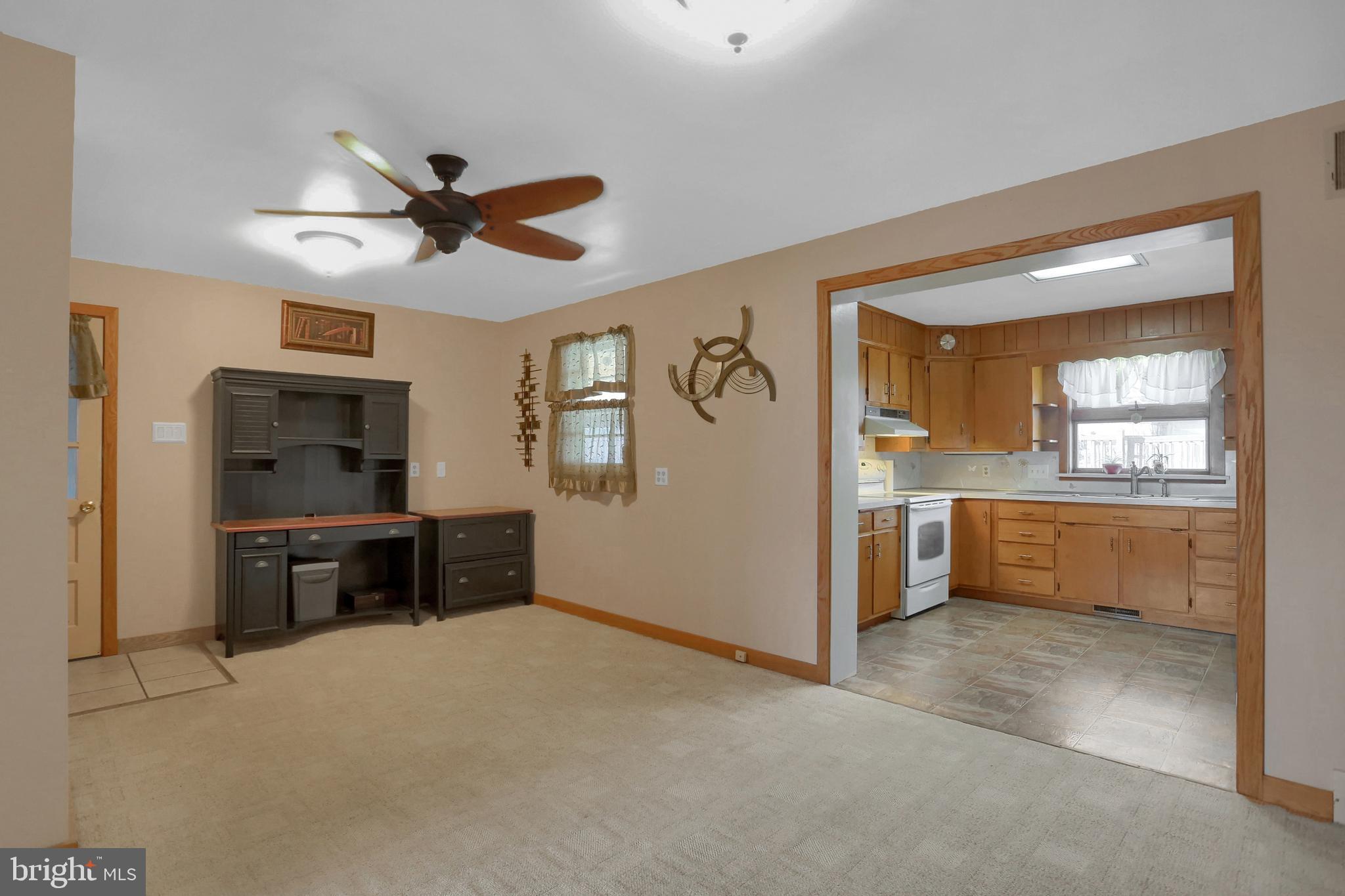 118 Running Pump Road Lancaster, PA 17603 - Photo 26 of 36 Gallery Image 26