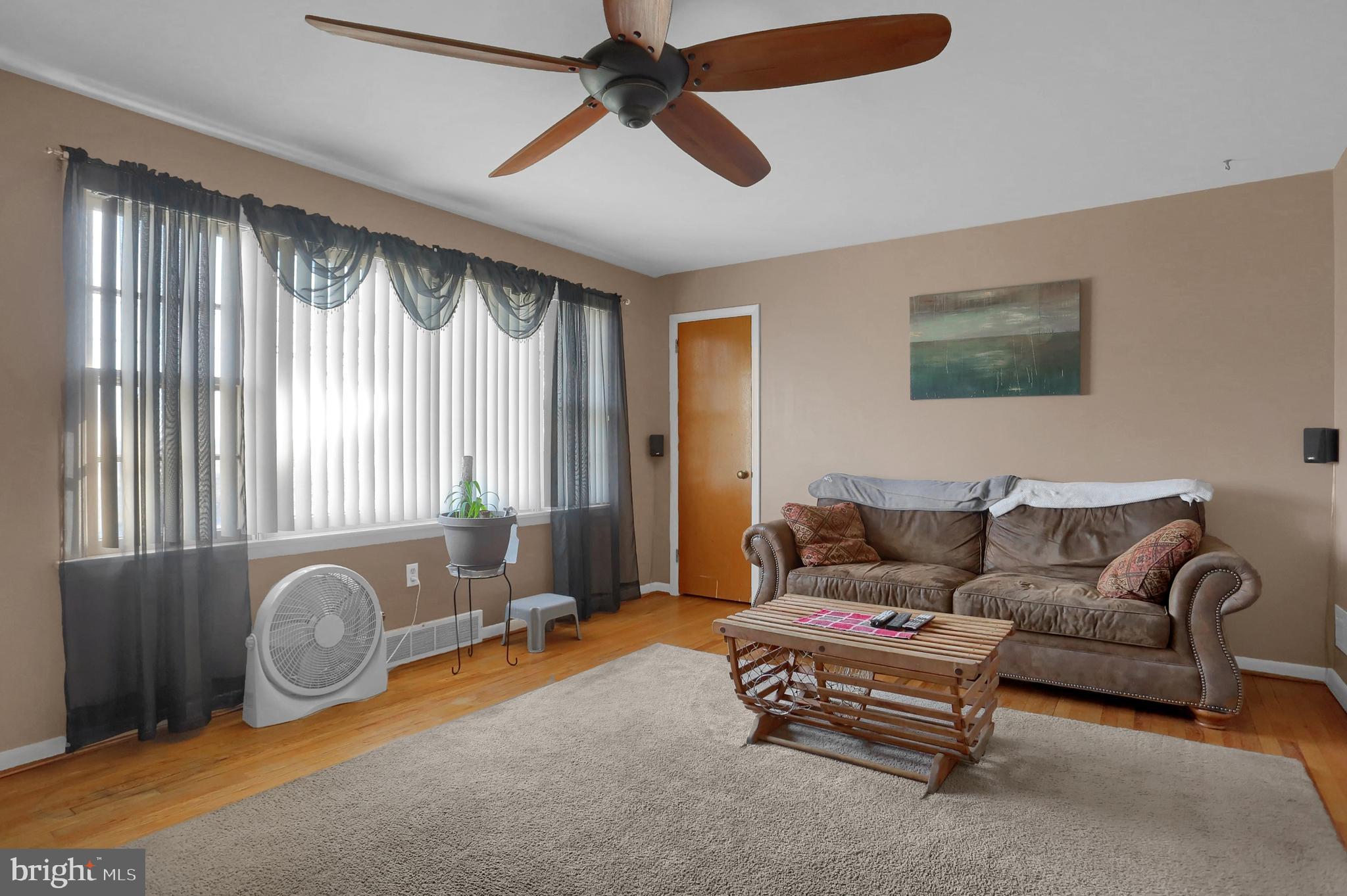 118 Running Pump Road Lancaster, PA 17603 - Photo 5 of 36 Gallery Image 5